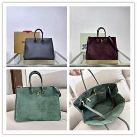 Picture of Burberry Handbags _SKUfw201775328fw